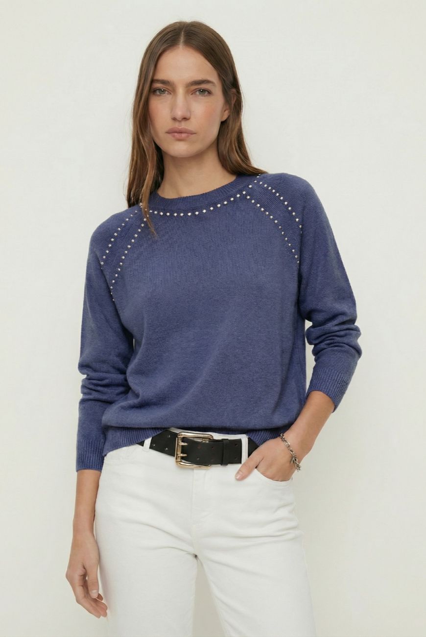 Sweater Micaela Con Tachas