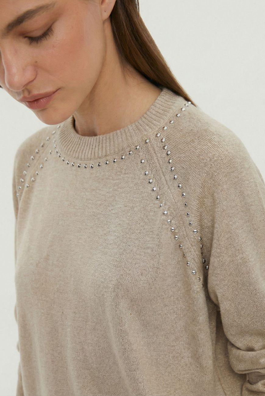 Sweater Micaela Con Tachas