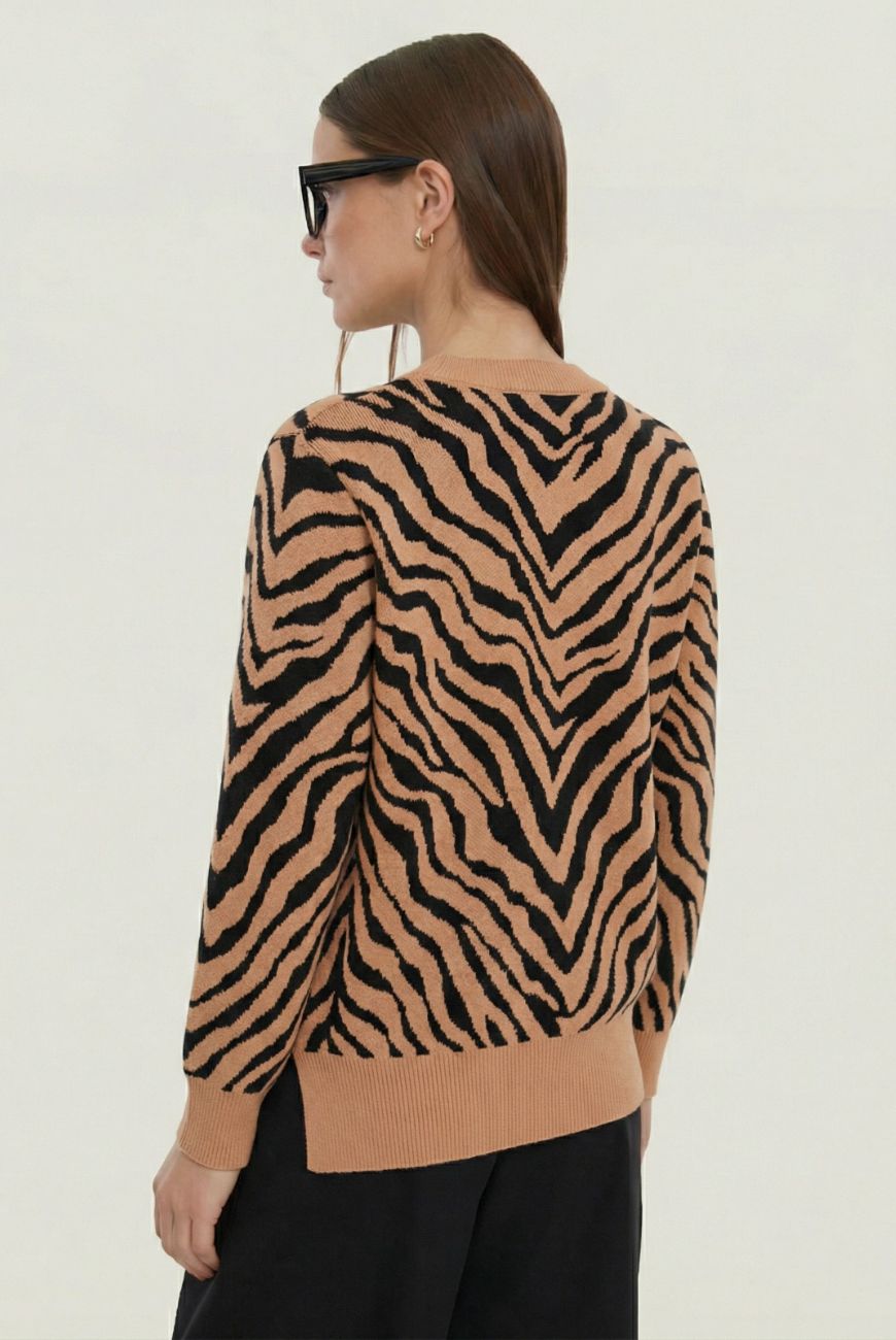 Sweater Cebra Con Tajo