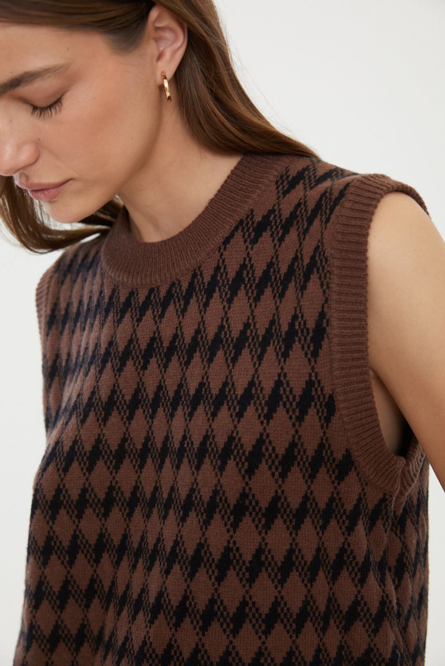 Chaleco Rombo Cuello Redondo