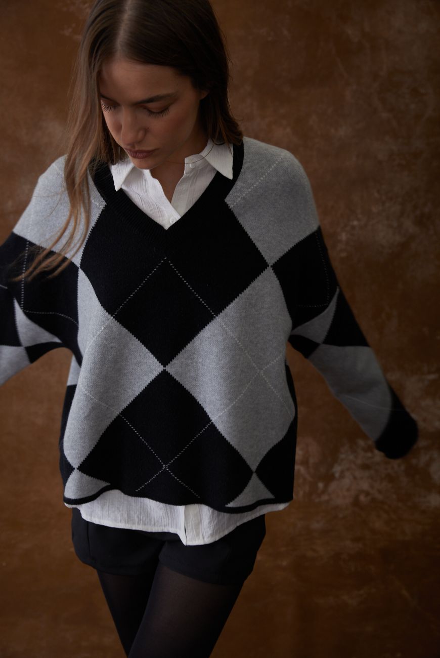 Sweater Rombo escote en V