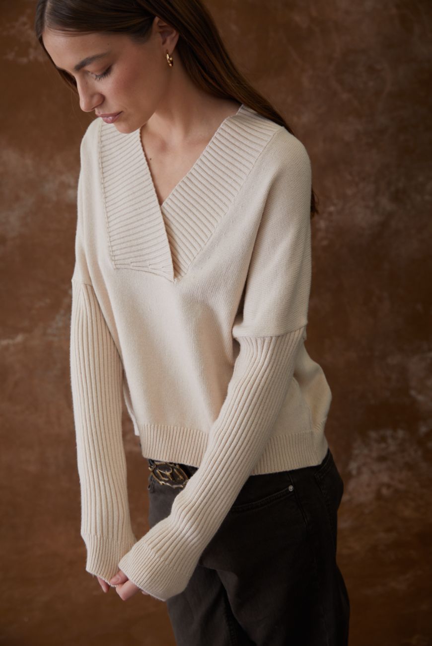 Sweater Escote V Profundo Amelia