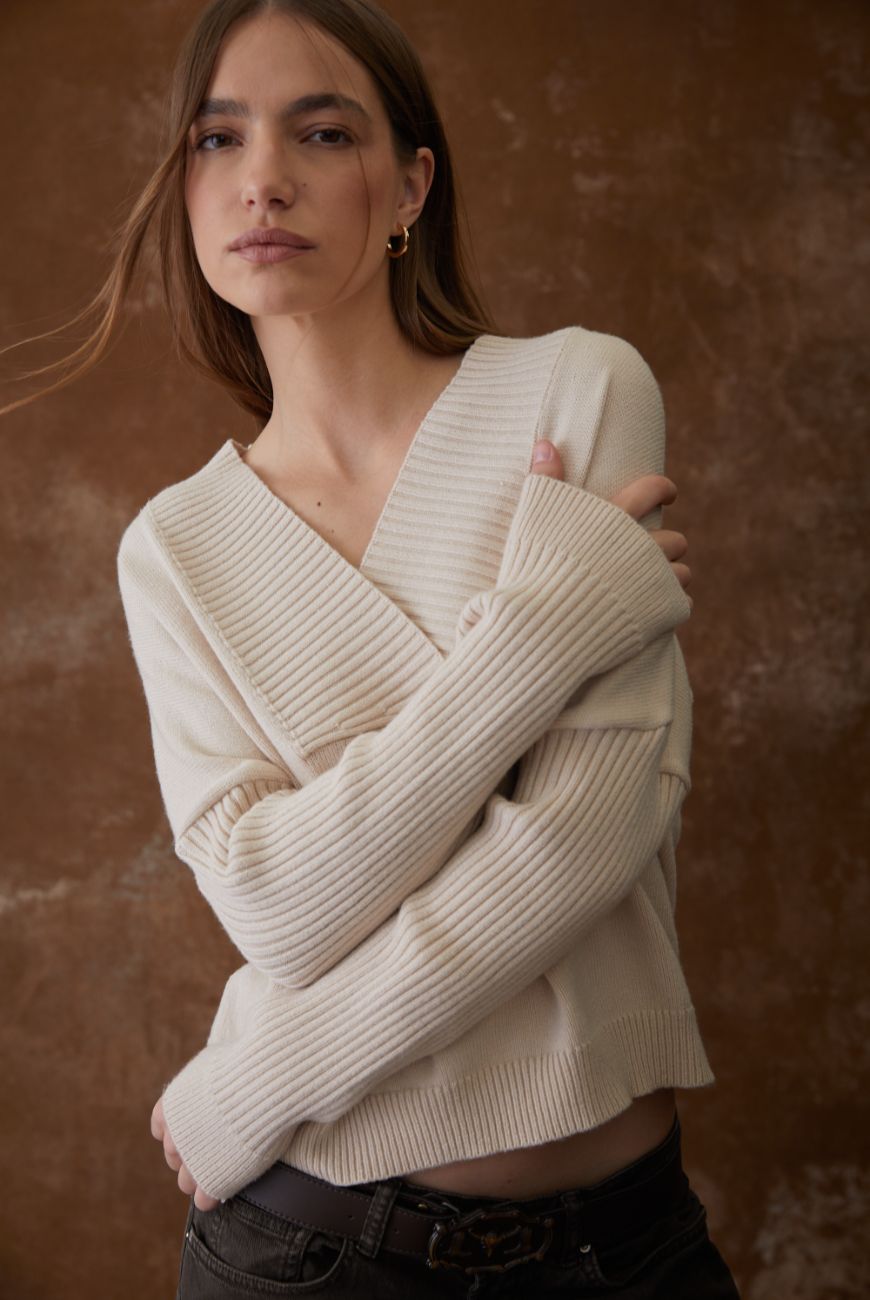 Sweater Escote V Profundo Amelia