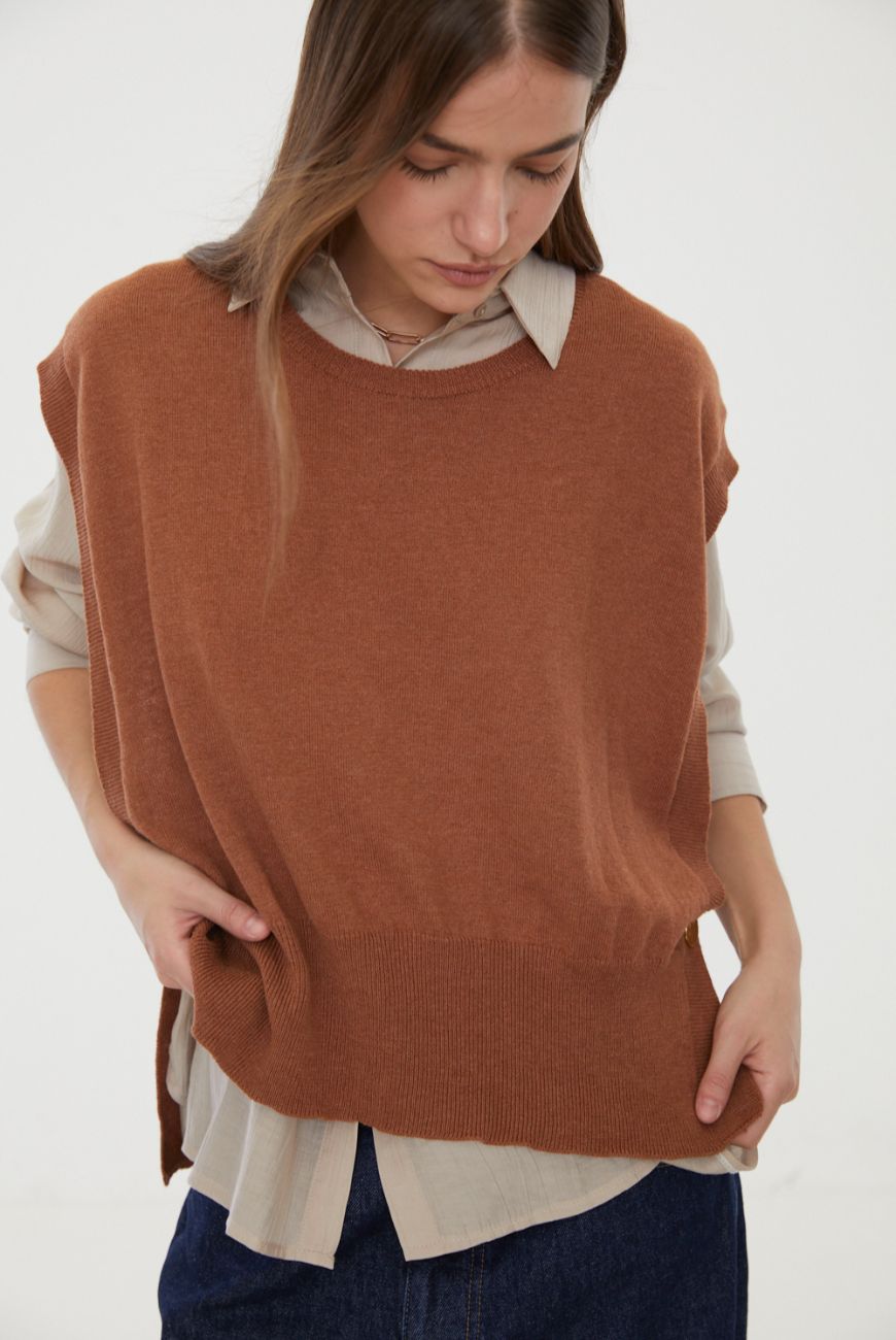 Chaleco Veronica Con Boton Lateral