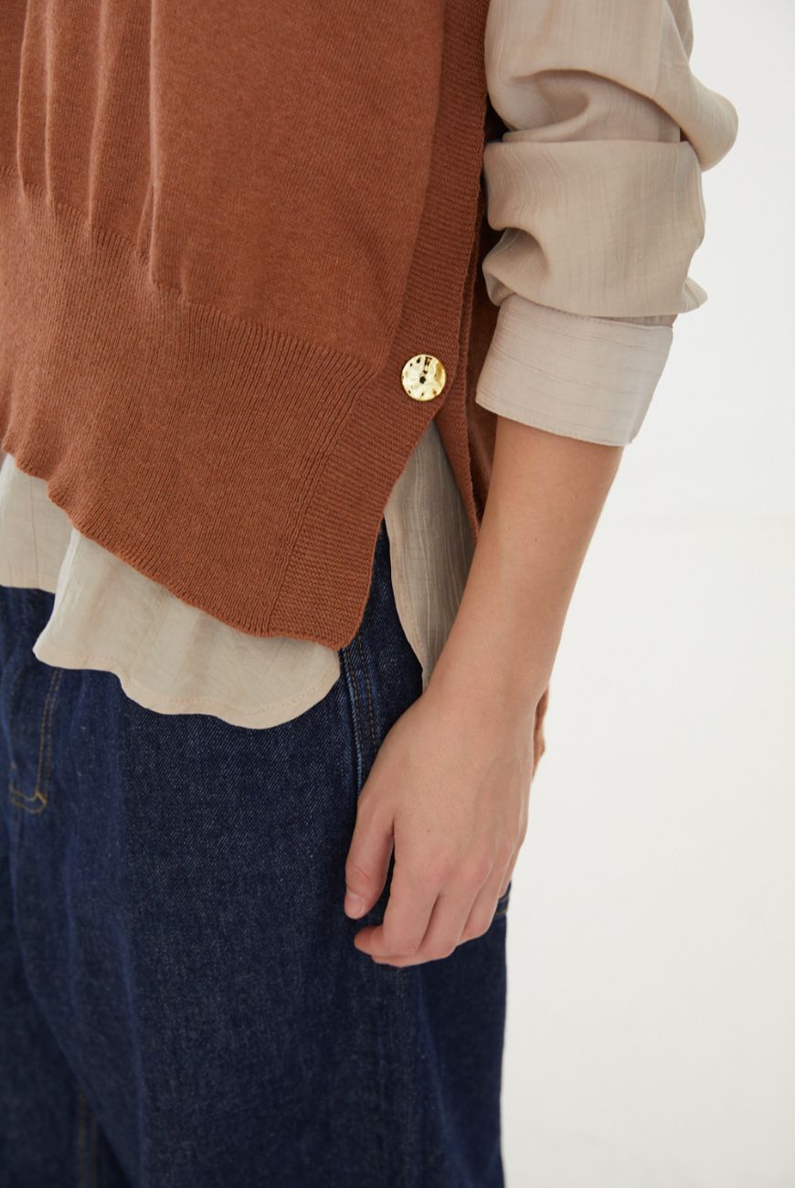 Chaleco Veronica Con Boton Lateral