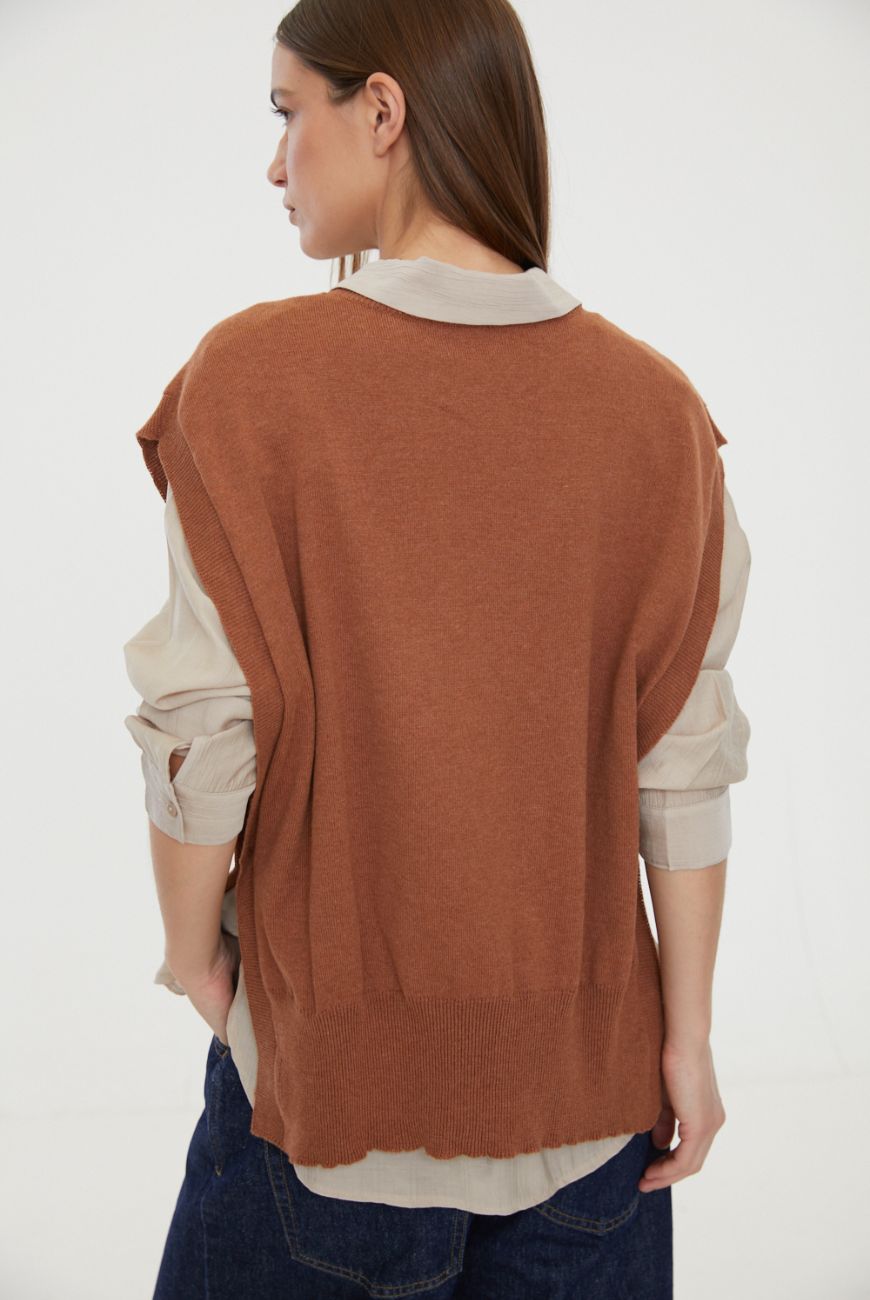 Chaleco Veronica Con Boton Lateral