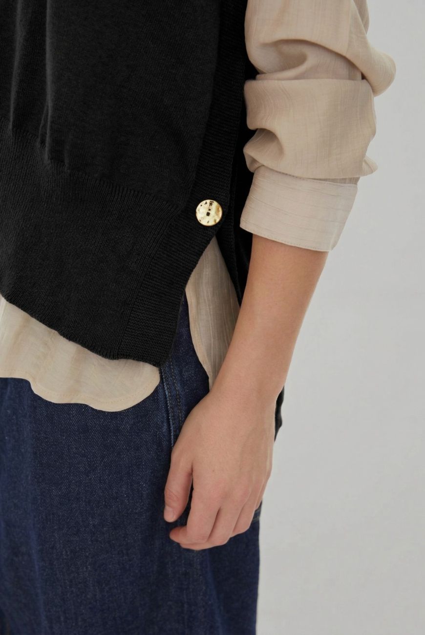 Chaleco Veronica Con Boton Lateral