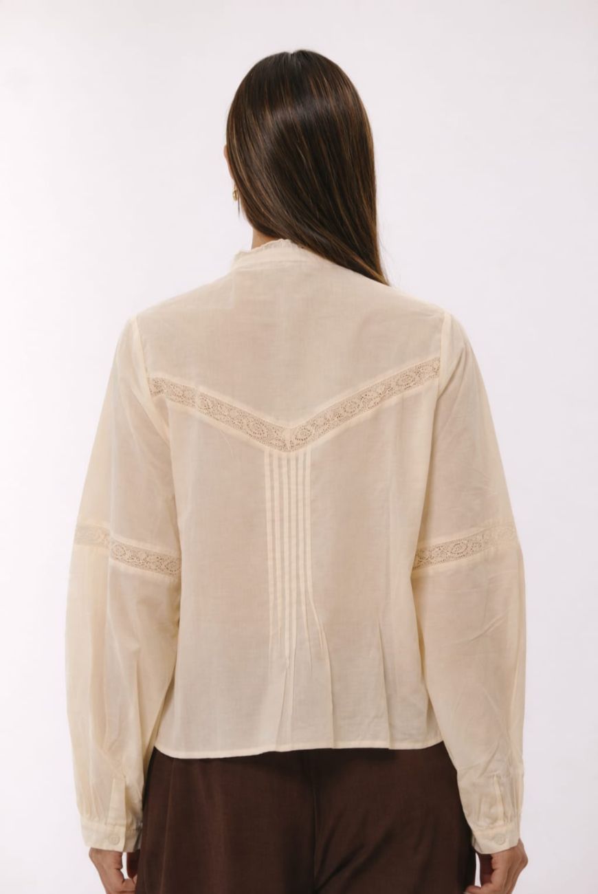 Camisa Puntilla Victoria