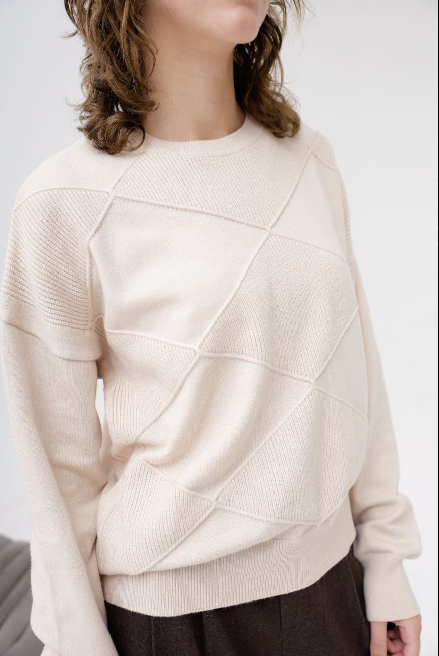 SWEATER NEFERTARI CON ROMBOS