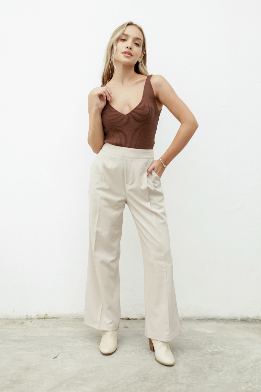 Musculosa Vanina En V