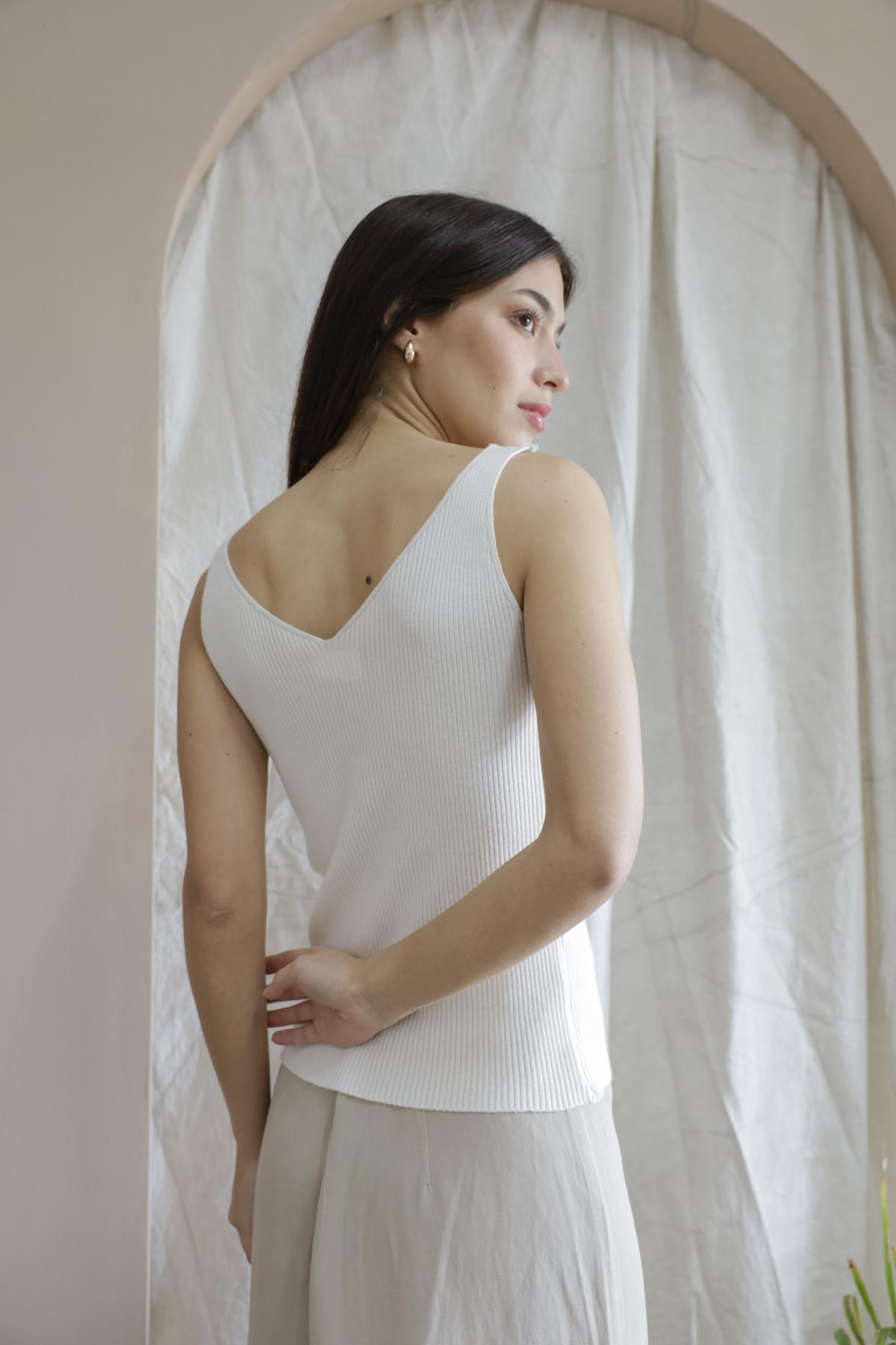 Musculosa Vanina En V