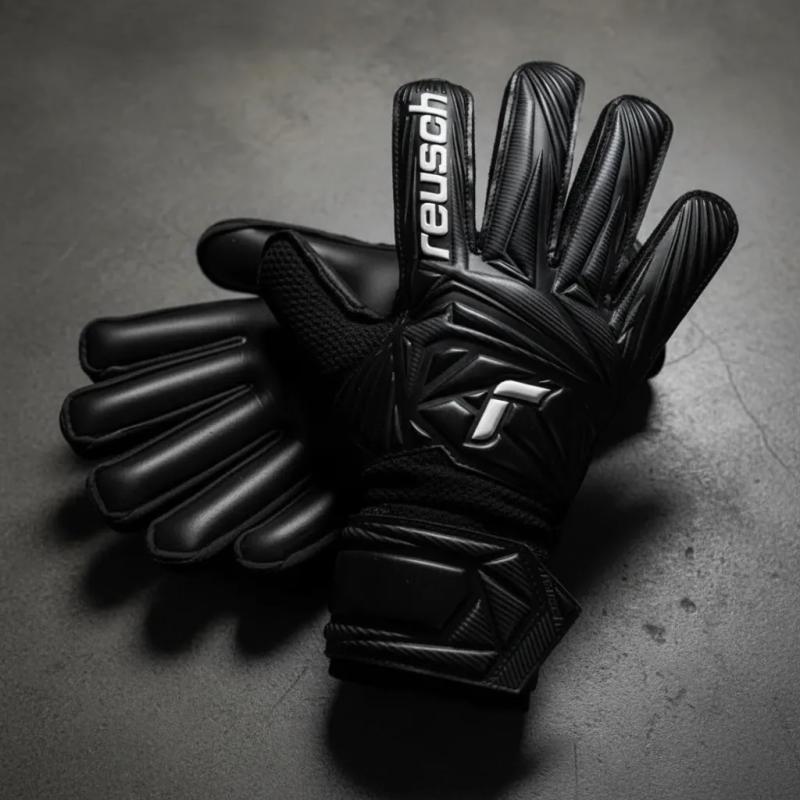 Guantes Arquero Reusch Attrakt Solid Junior 2026