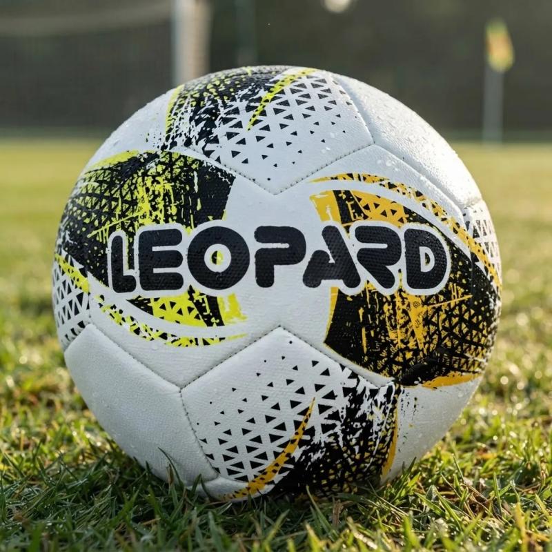 Pelota Futbol N5 Striker Leopard Cesped Natural
