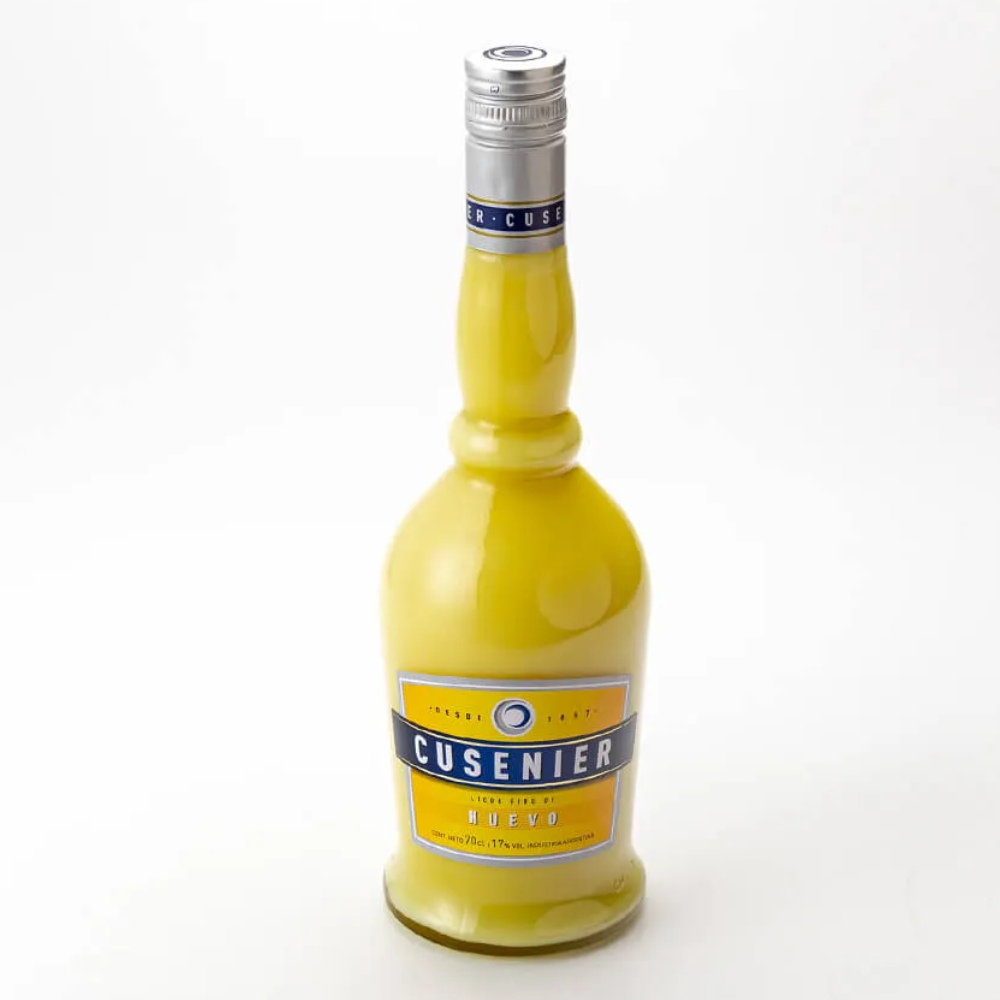 Licor De Huevo Cusenier - 700 ml
