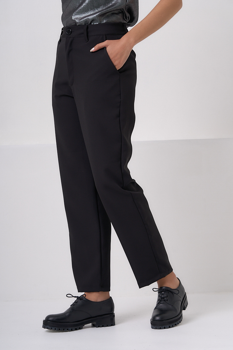 Pantalón Colette.Sastrero c/botón y cierre corte recto Art.2561