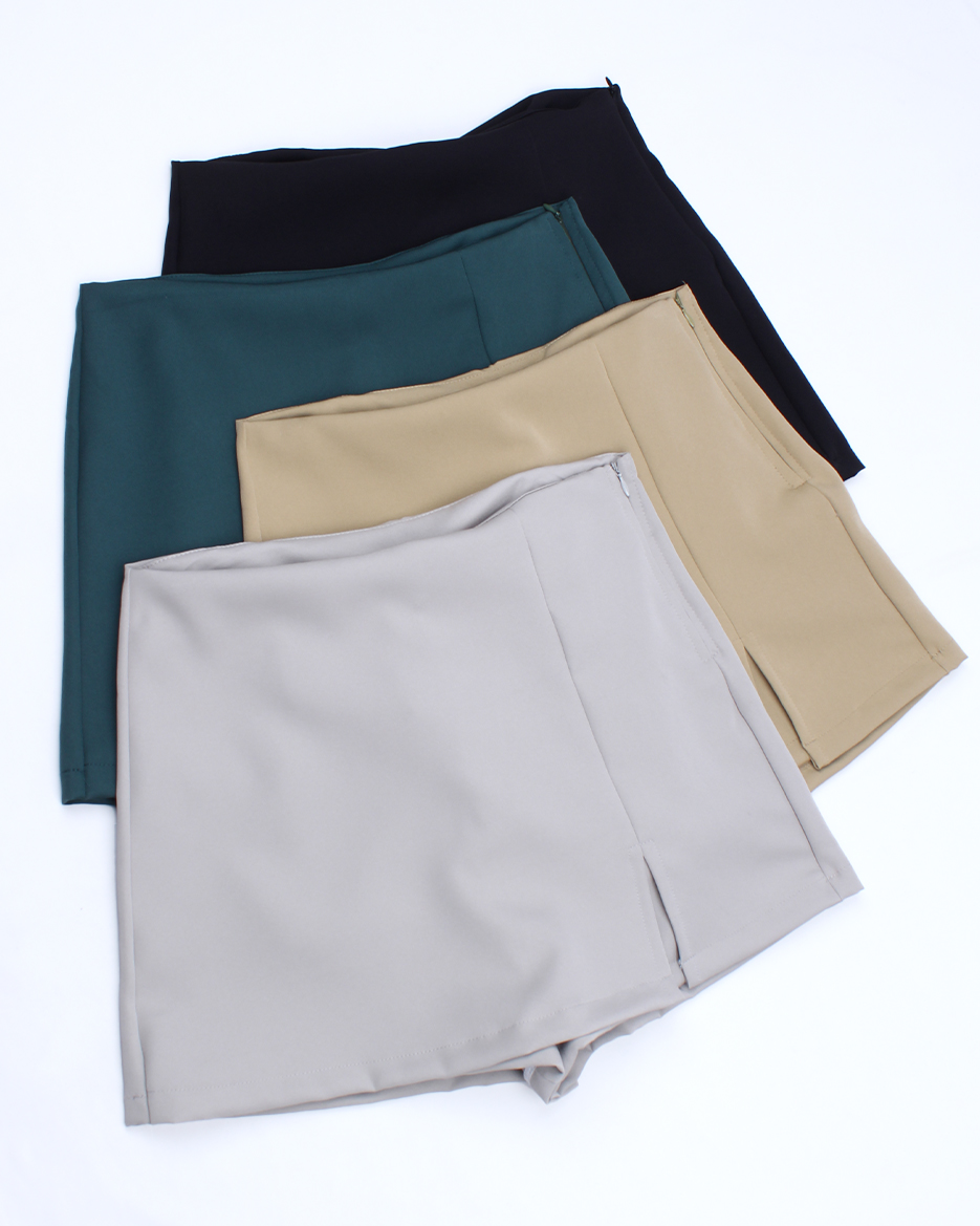 Short pollera Saphira.sastrero c/tajo y cierre Art.2928