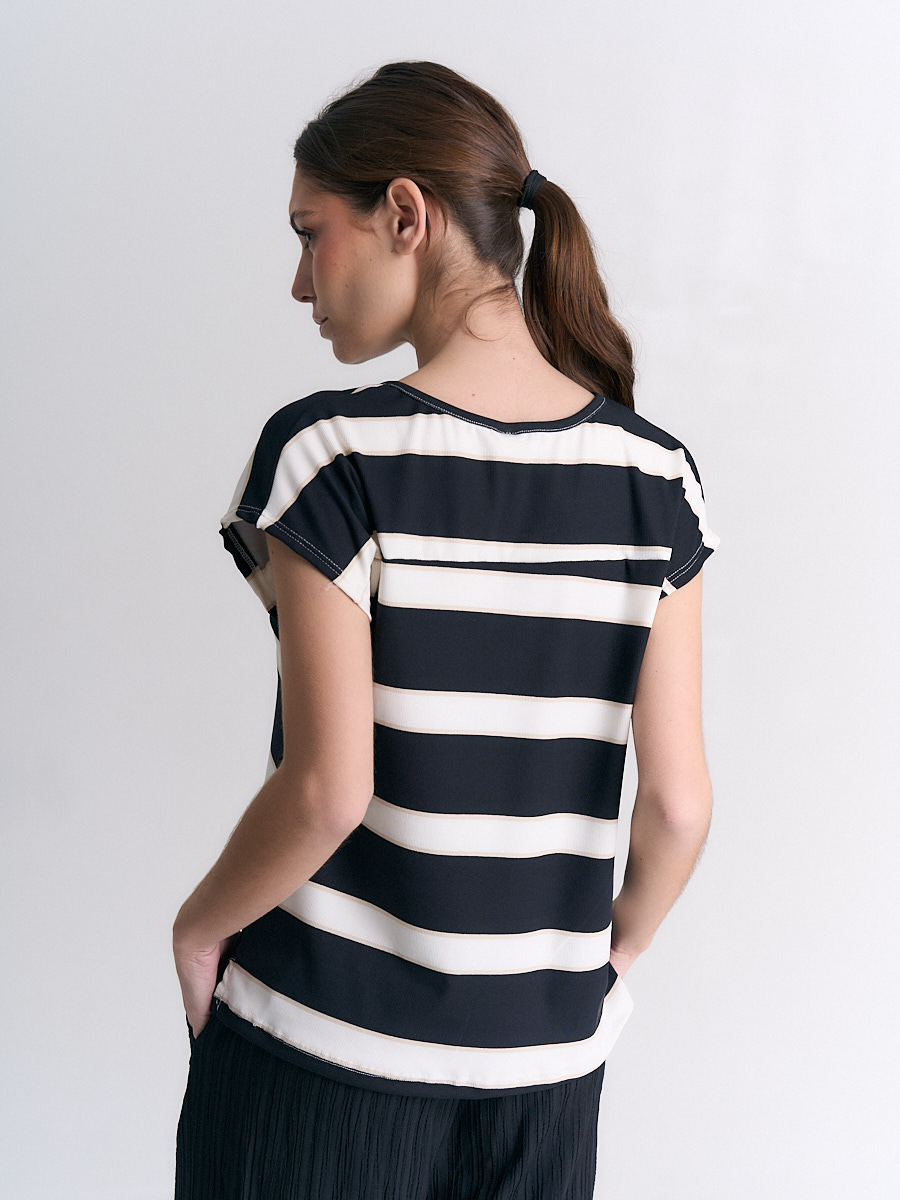 Remera Fawn.Morley rayado cuello redondo Art.3002