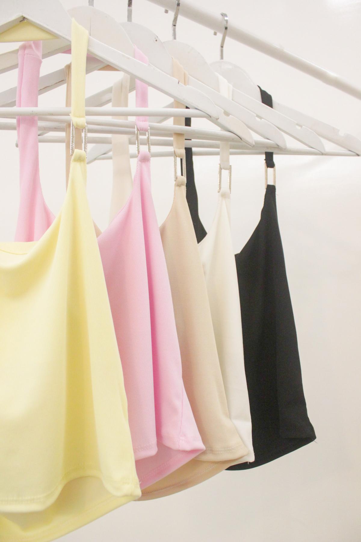 Top Amaris.Micro morley de tirantes anchos con hebilla y elastico art.30117