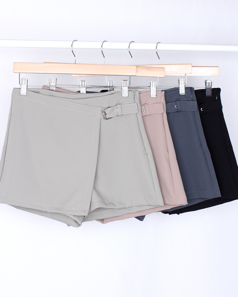 Short pollera Granada.Sastrero c/hebilla Art.2731