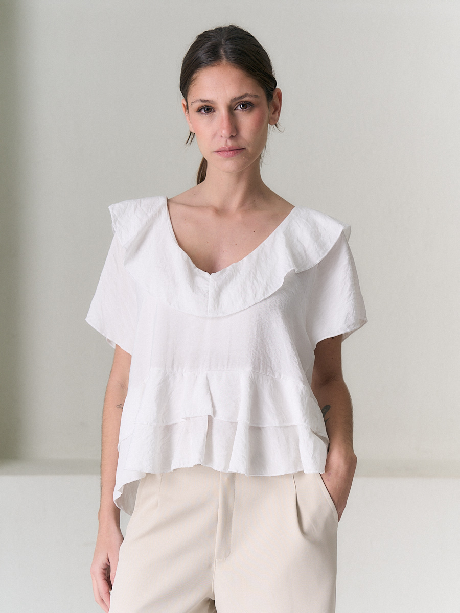 Blusa Fania.Emila arrugadita c/volado Art.3065
