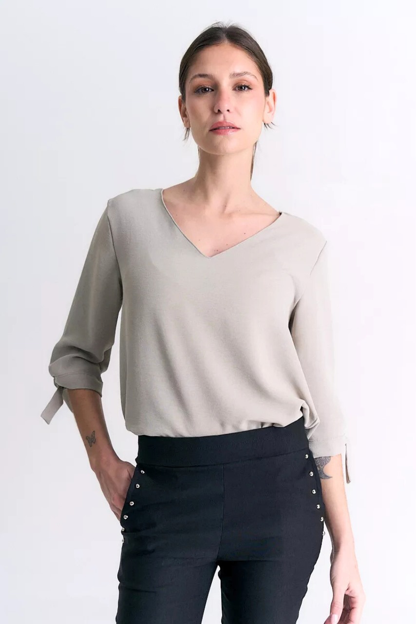 Blusa Sally.Cey liso manga 3/4 cuello en V Art.3029