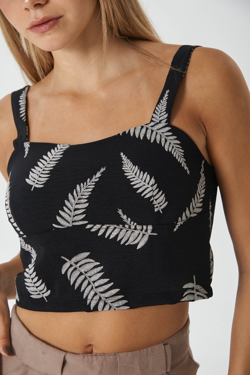 Top Bretel Lila.Cey bordado c/cierre desmontable Art.3088