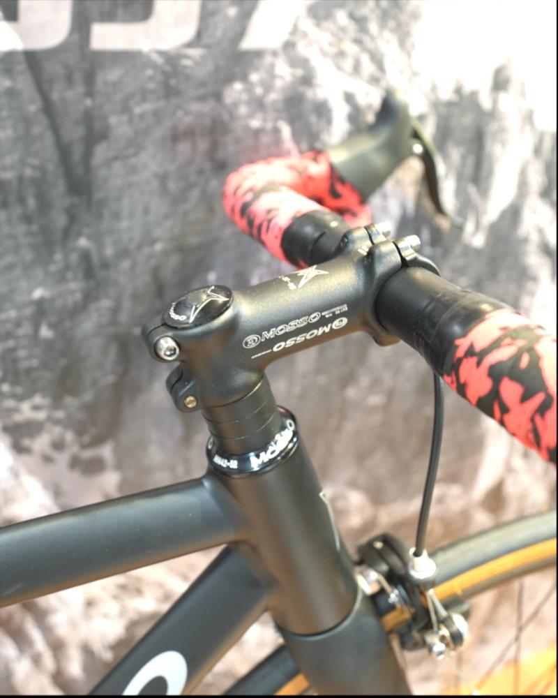 MOSSO FIXIE R. 28