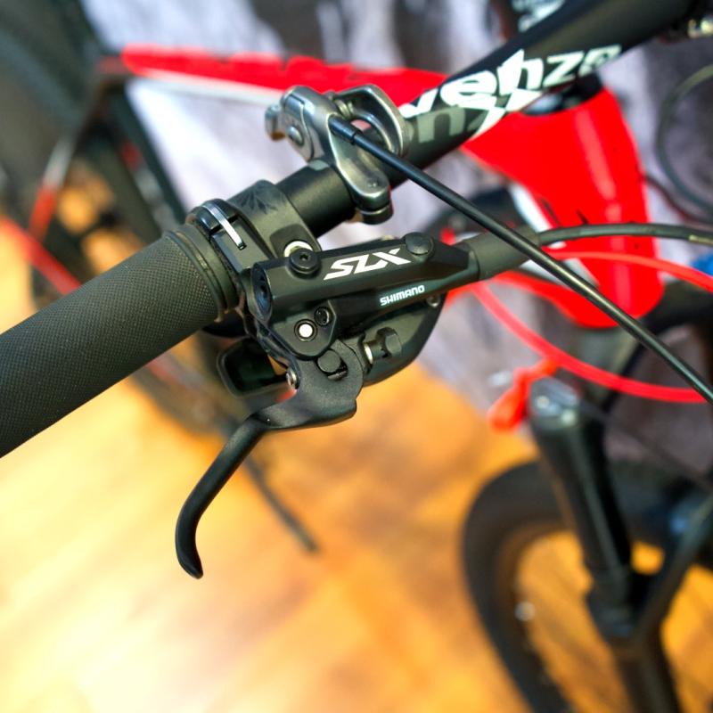 VENZO X-BLAZE CARBONO R 29