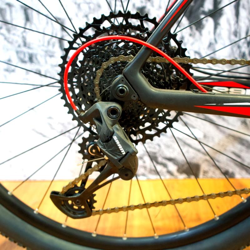 VENZO X-BLAZE CARBONO R 29