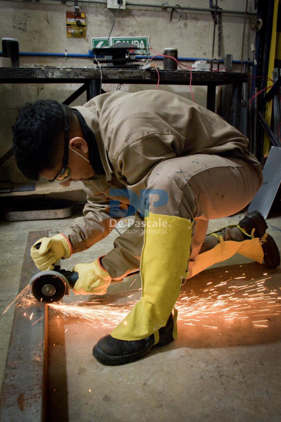 POLAINAS DE CUERO DESCARNE LARGAS