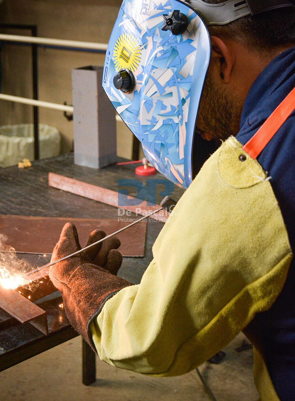 MANGAS DE CUERO DESCARNE LARGAS