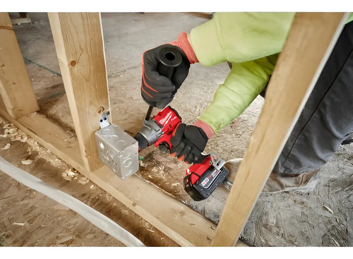 Combo Taladro Percutor+llave De Imacto Milwaukee 3697-259a C Rojo/negro