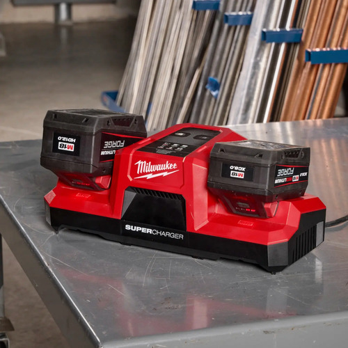 Cargador Dual Súper Rápido Milwaukee M18 48-59-1859a Forge