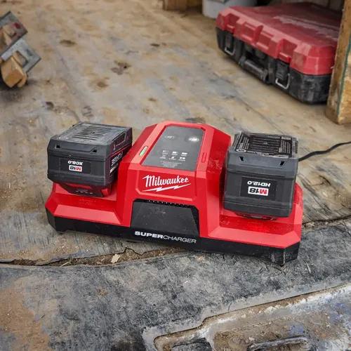 Cargador Dual Súper Rápido Milwaukee M18 48-59-1859a Forge