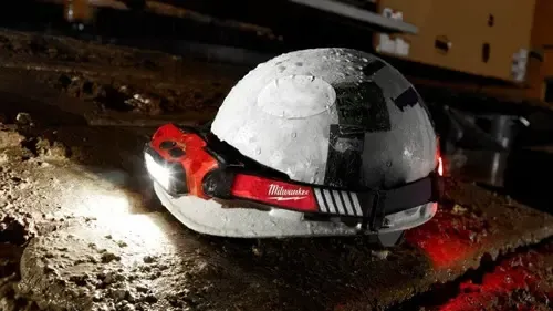 Linterna De Casco Recargable Usb Milwaukee 2116-21 Color De La Luz Rojo Blanco