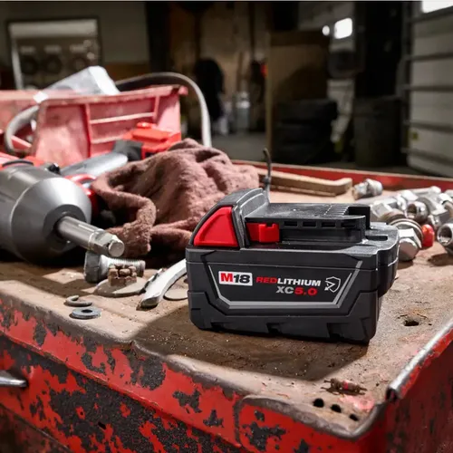 Bateria 18v Milwaukee 4811-1850r 5ah Resistente A Quimicos