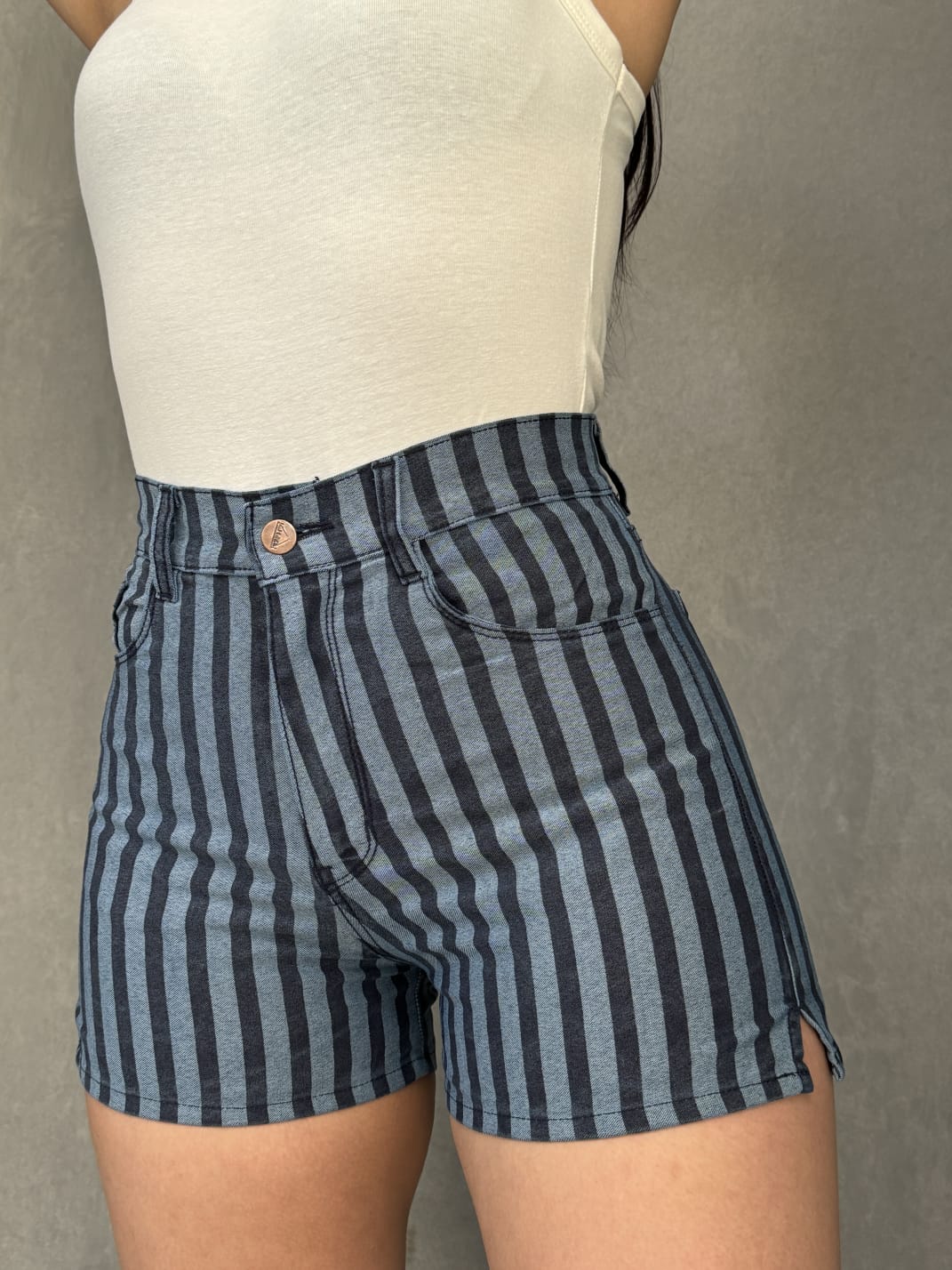 SHORT STRIK