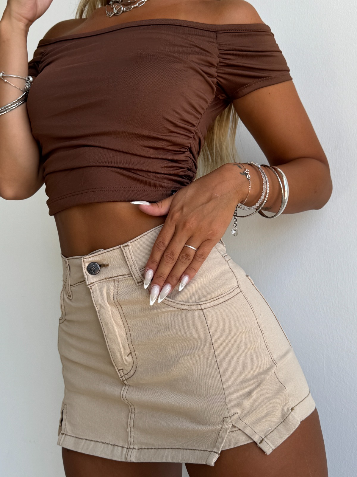 SHORT POLLERA ARETHA SAND