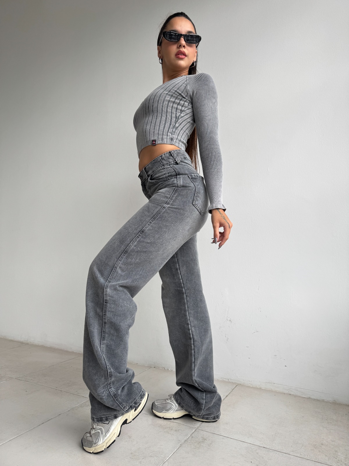 WIDE LEG NURIX GRAY