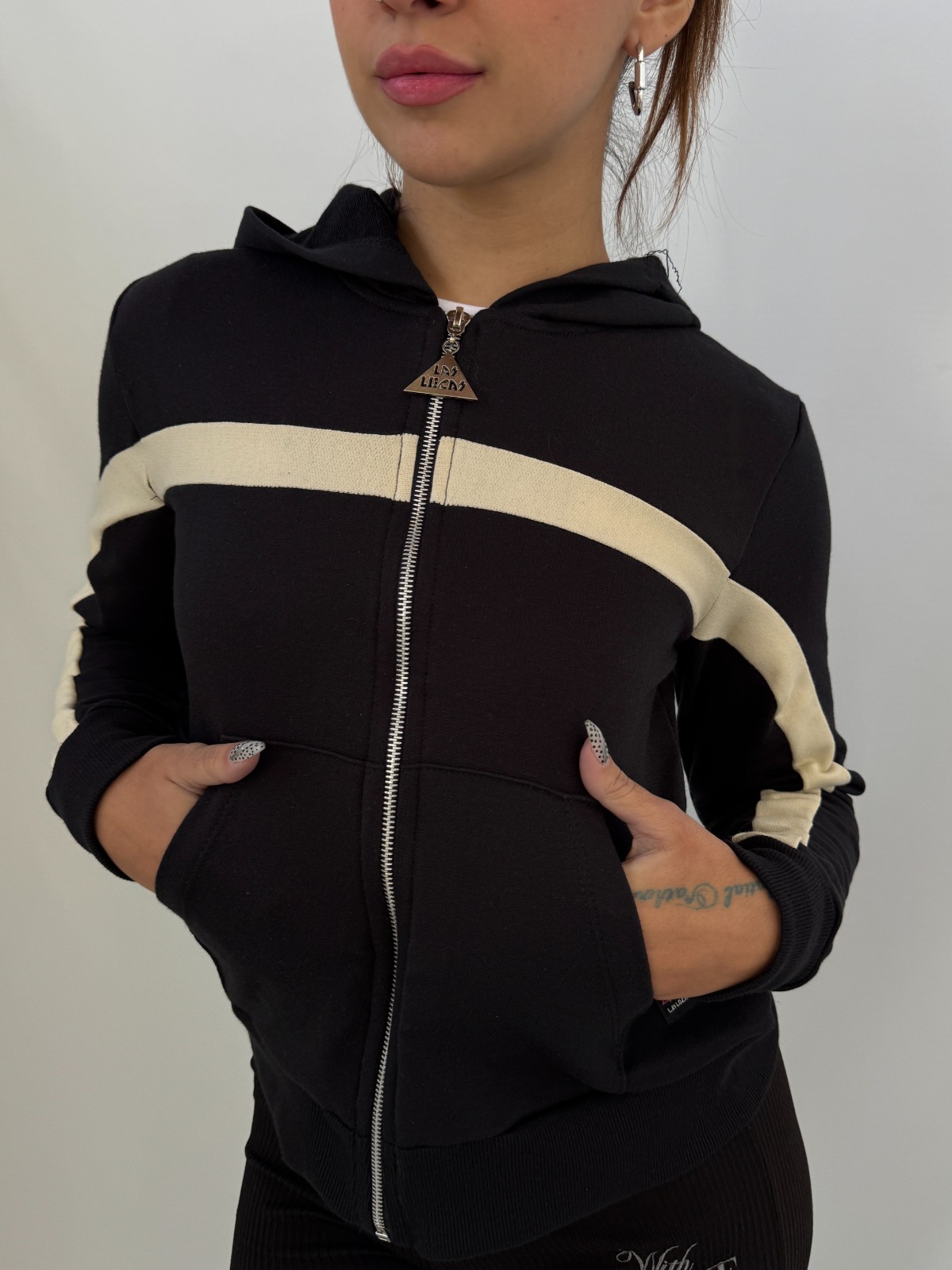 CAMPERA LYON
