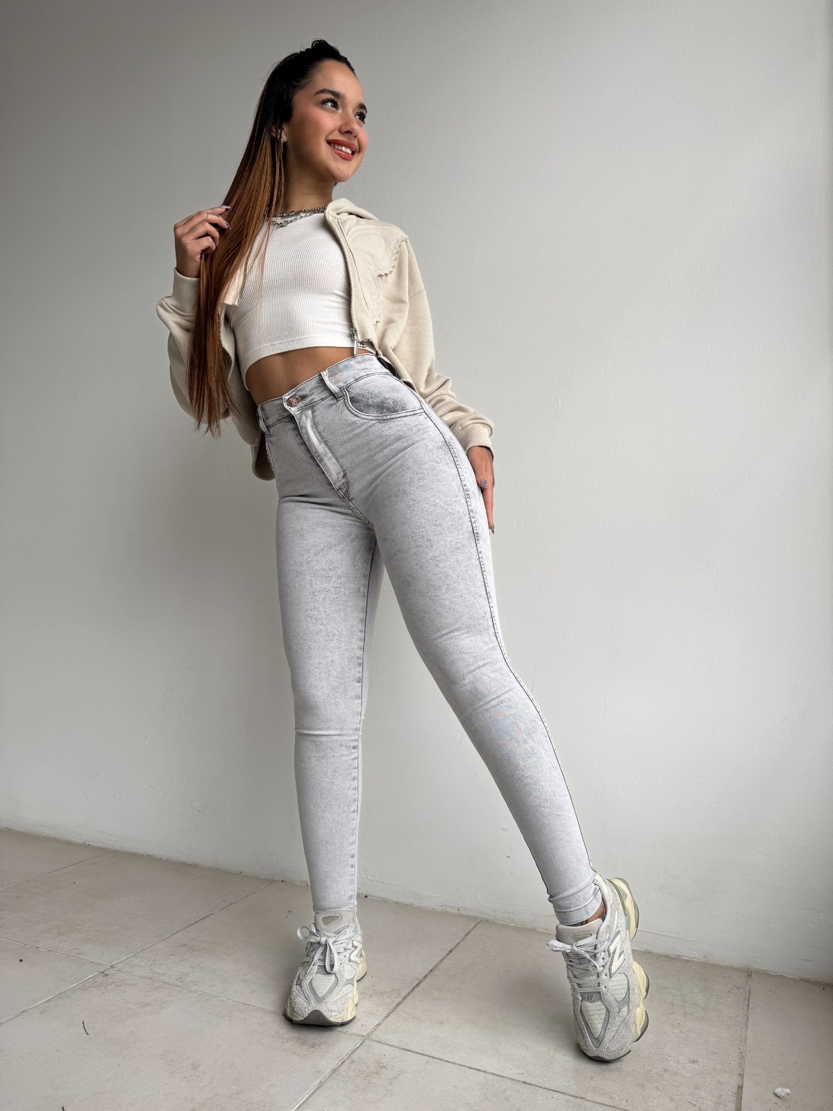 CLASICO GRAY