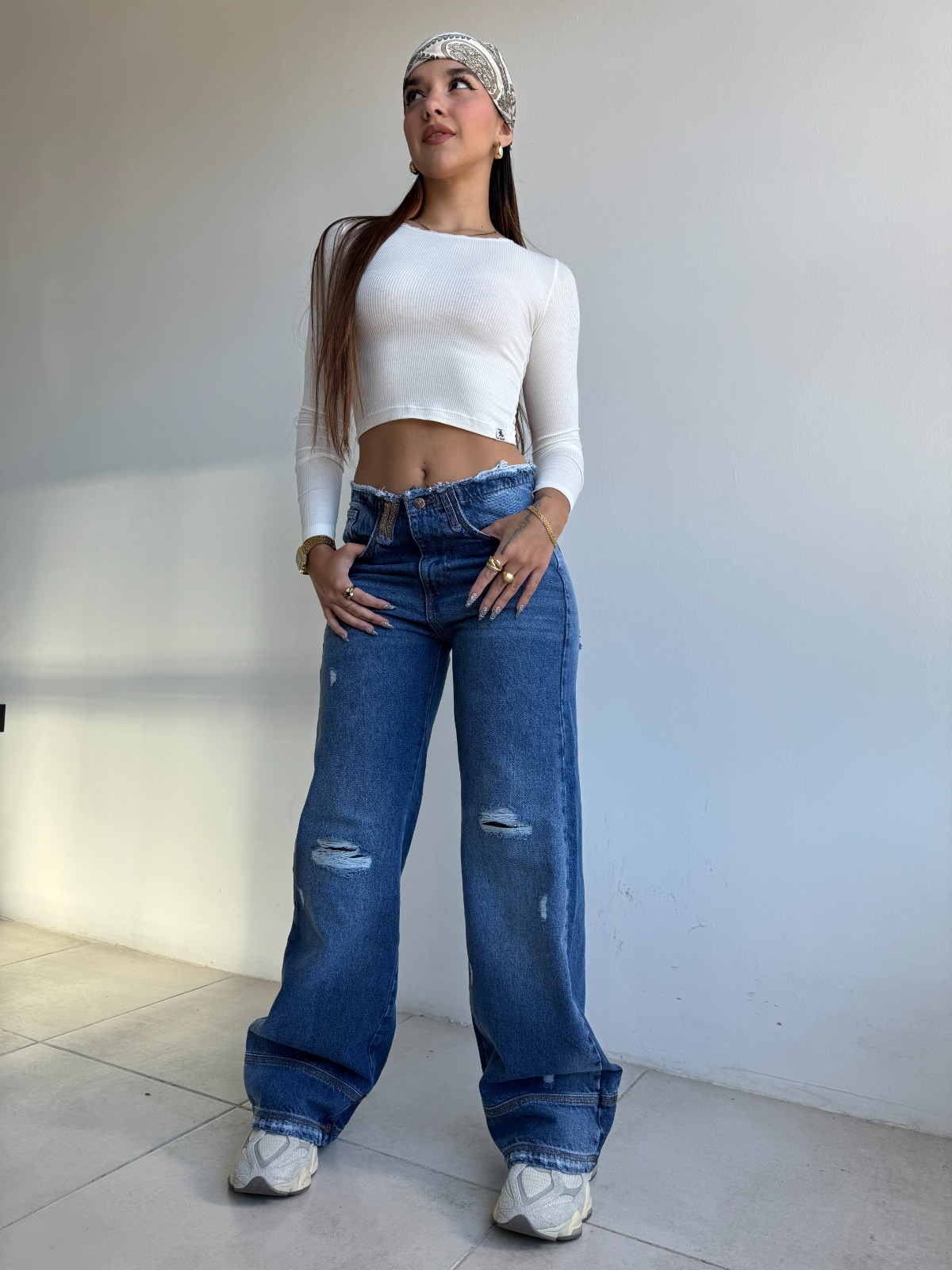 WIDE LEG TRACK
