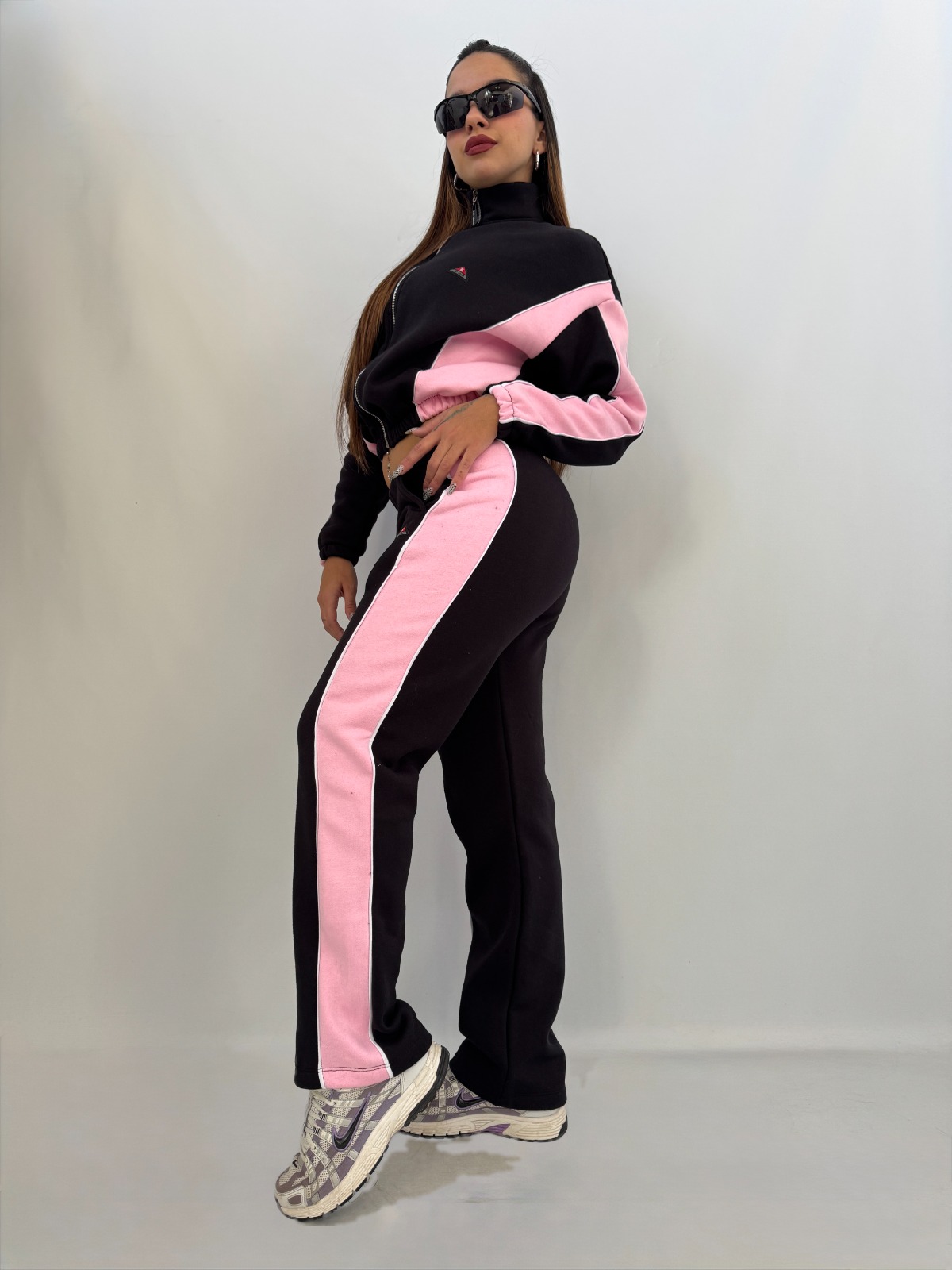 JOGGING ARMOUR