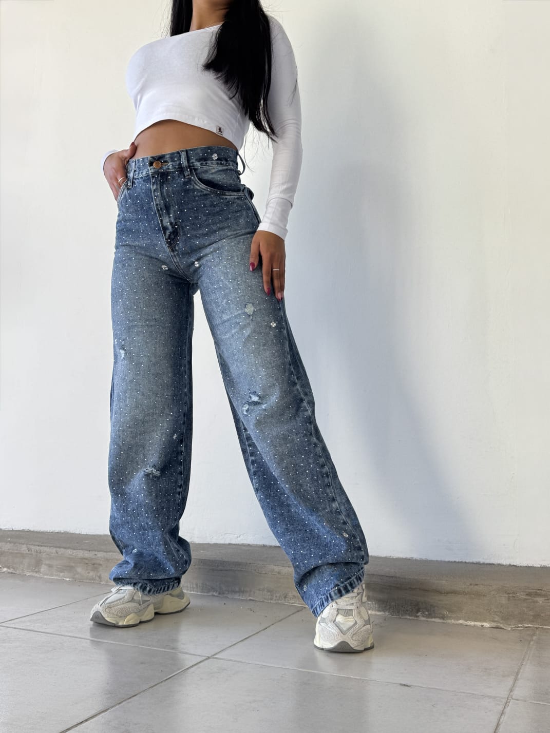 WIDE LEG CLOVER