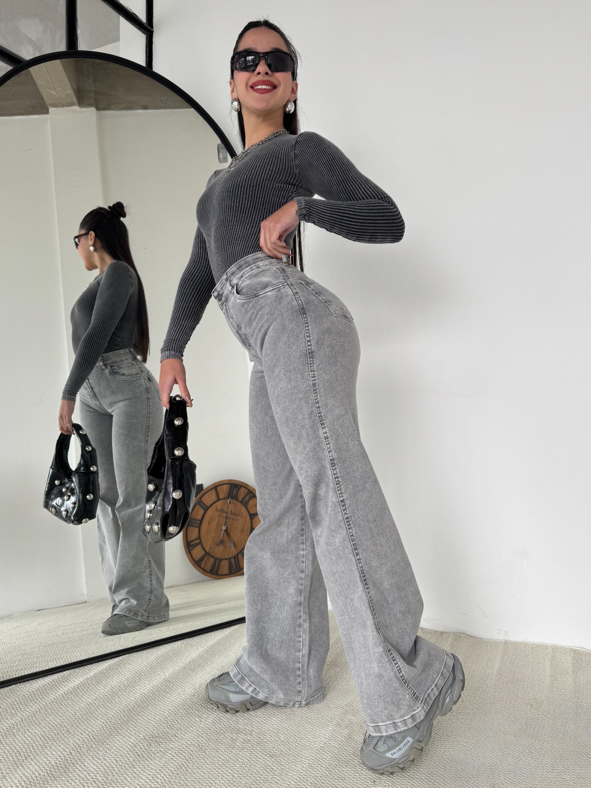 WIDE LEG ASH - Hilo gris