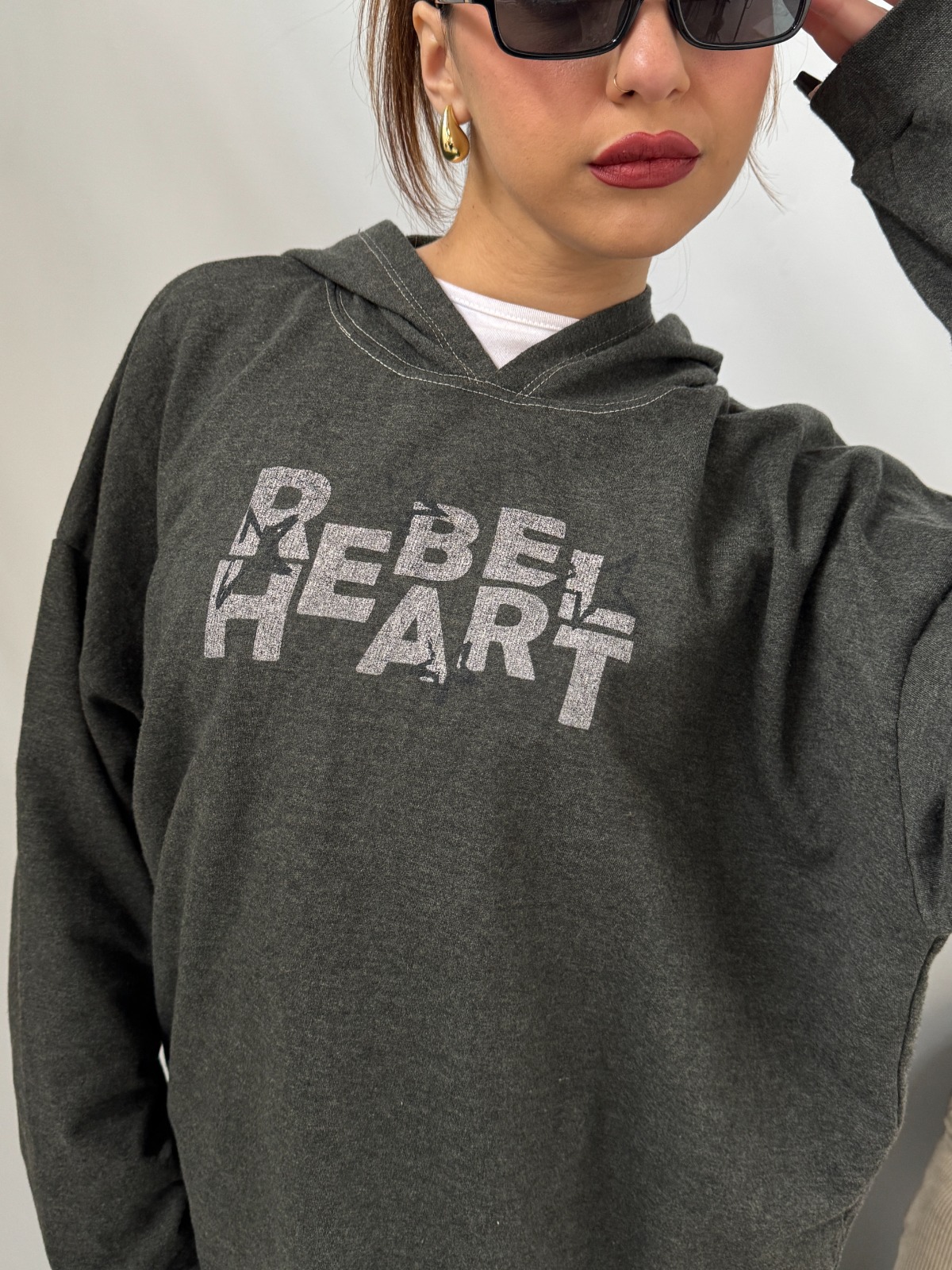 BUZO REBEL