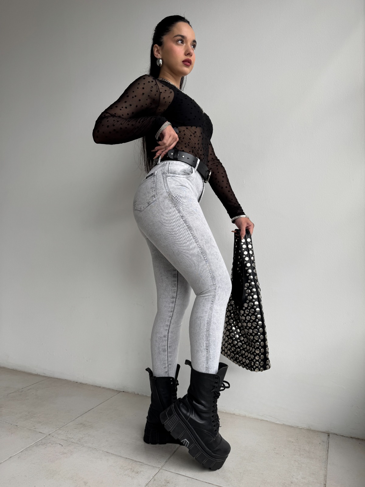 CLASICO GRAY - Hilo blanco