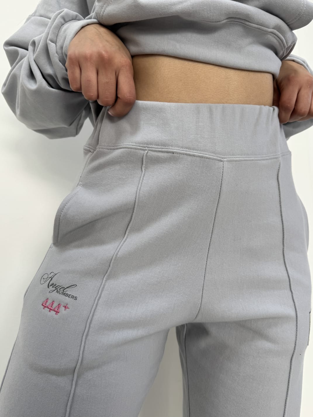 JOGGING ANGEL 444