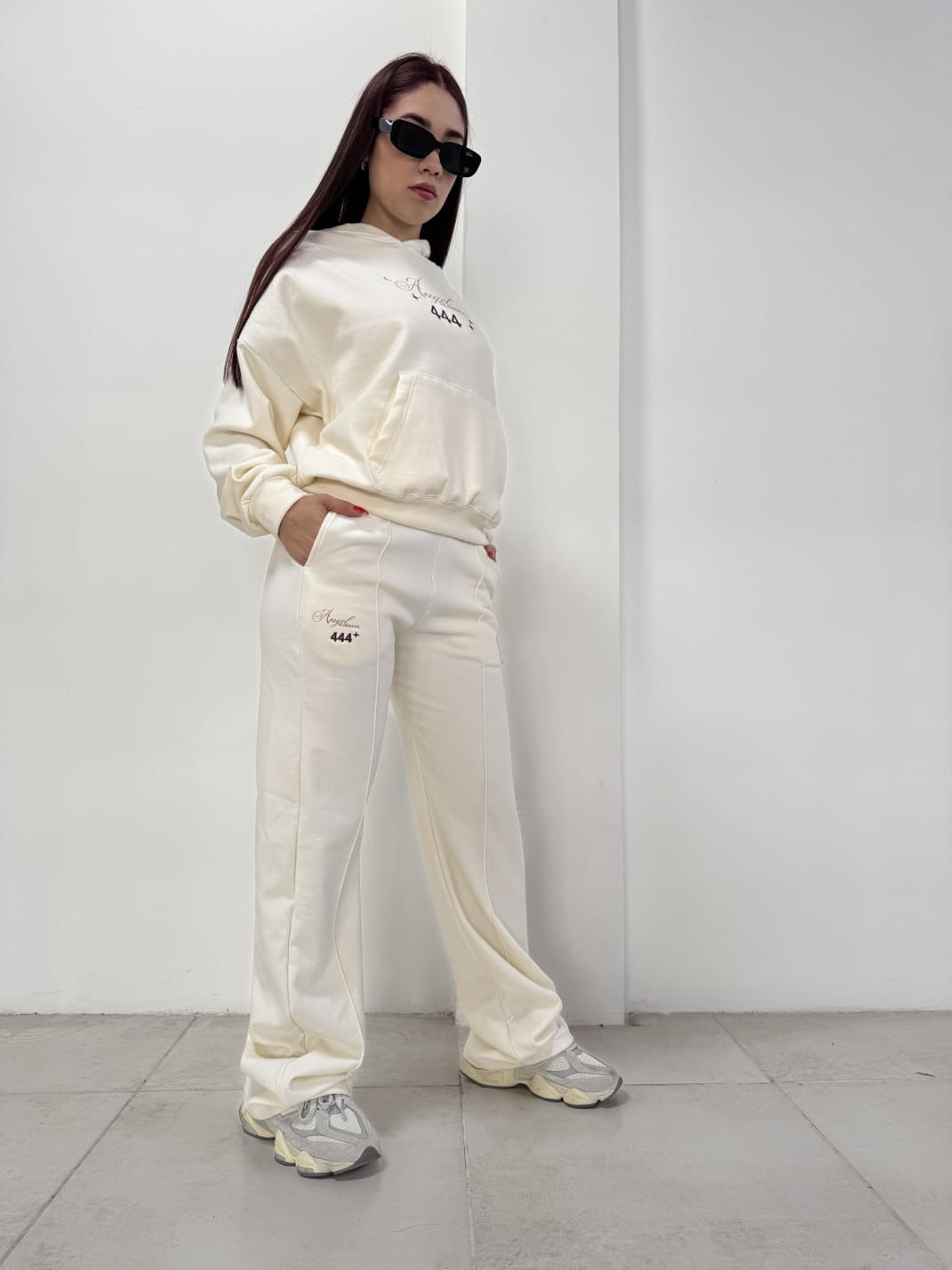 JOGGING ANGEL 444