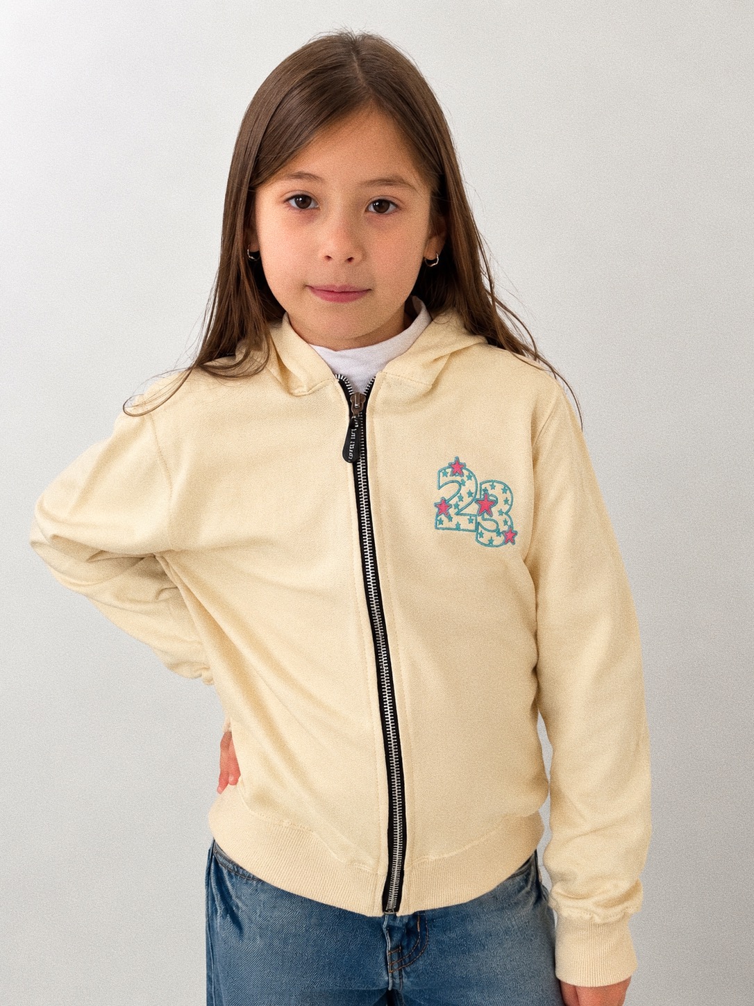 CAMPERA 23